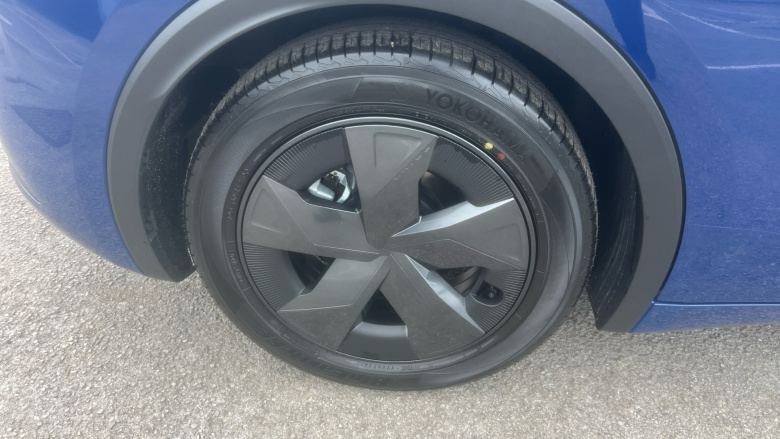 Toyota Prius 2.0 PHEV Design 5dr CVT Hatchback